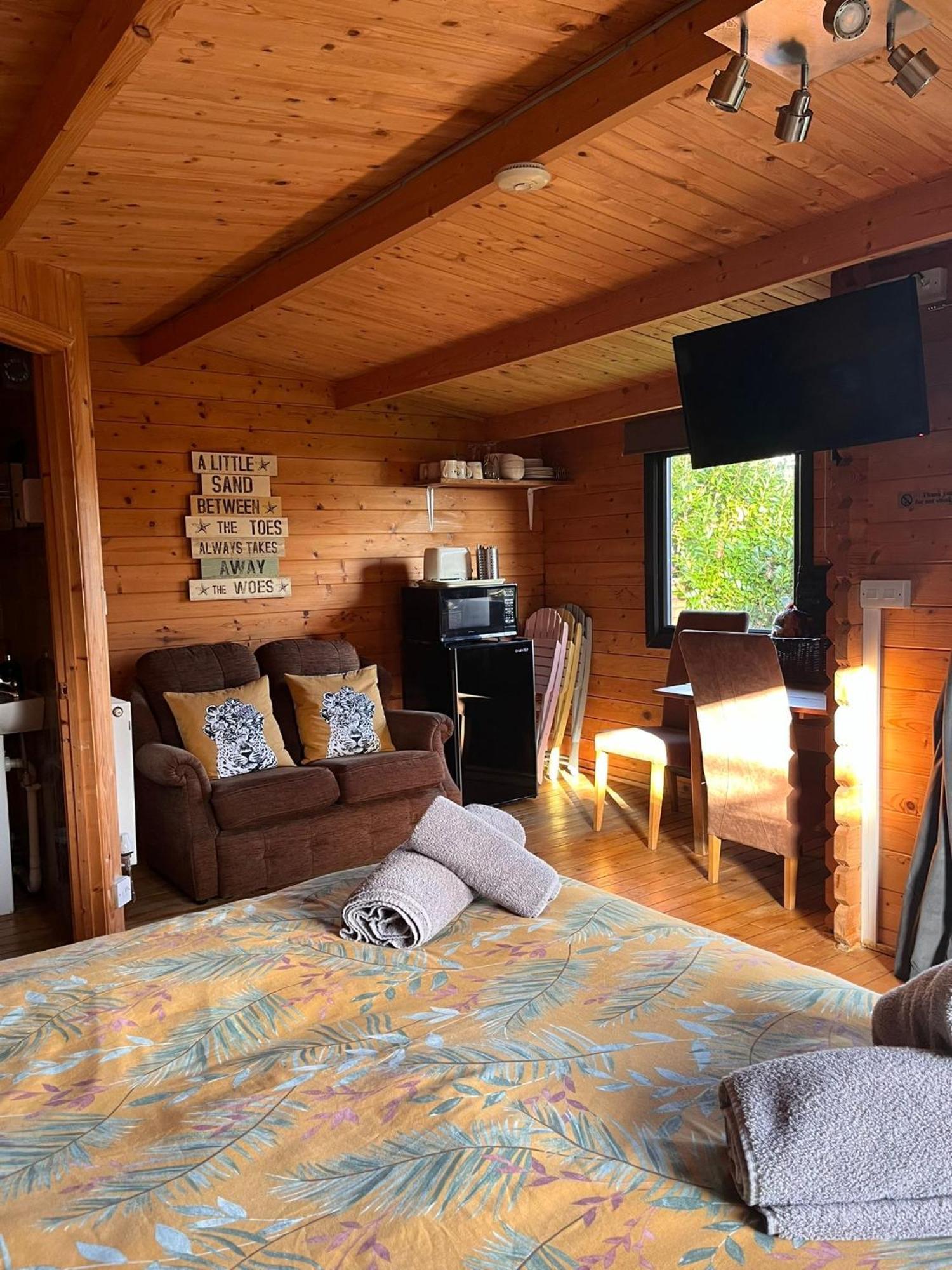 Morlais Log Cabin Lyme Regis Exteriér fotografie